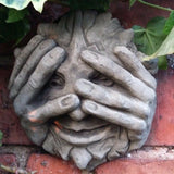 STONE GARDEN PEEPING GREEN MAN FACE GREMLIN WALL PLAQUE