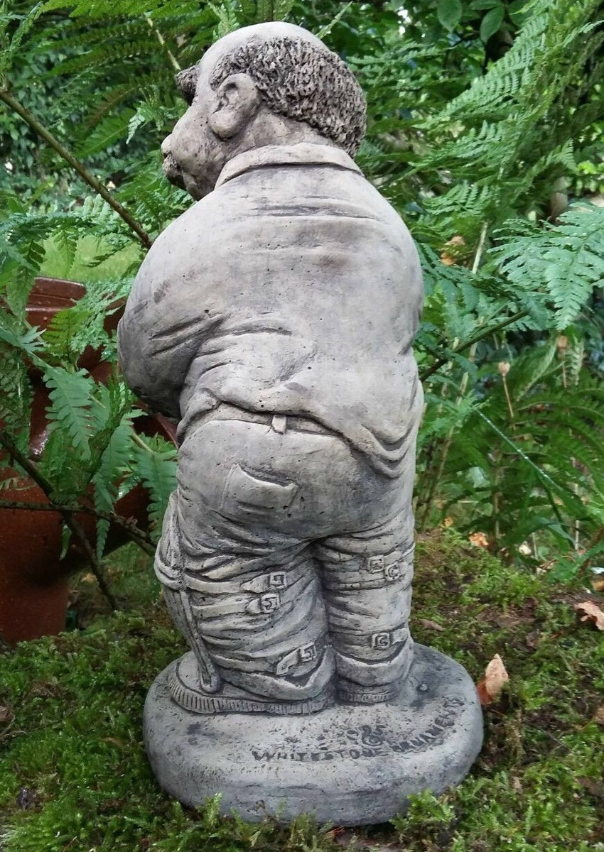 STONE GARDEN CRICKETER BATSMAN STATUE CRICKET PLAYER MAN ORNAMENT