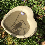 STONE GARDEN HEART BIRD BATH DISH FEEDER