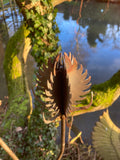 RUSTY METAL GARDEN THISTLE / TEASEL FLOWER SPRAY STAKE ORNAMENT