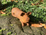 METAL RUSTY CAST IRON LYING PIGLET / PIG STATUE GARDEN ORNAMENT