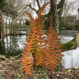SET OF 3 LARGE RUSTY METAL FERN LEAF PLANT STAKES GARDEN DECORATIONS