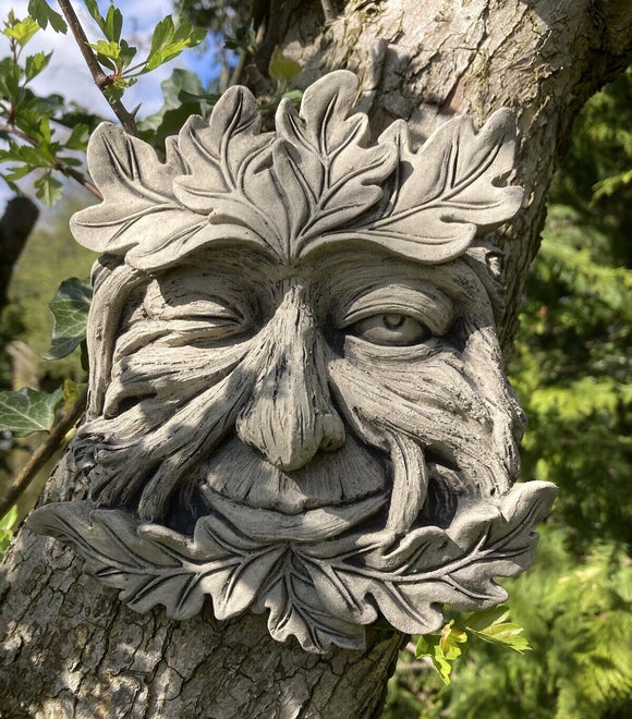 STONE GARDEN WINKING GREEN MAN FACE WALL PLAQUE HANGING PAGAN