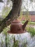 RUSTY METAL HANGING TEAPOT STYLE BIRD HOUSE / FEEDER GARDEN ORNAMENT