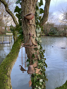 METAL HANGING ROBIN WIND CHIME BELL GARDEN ORNAMENT DECOR