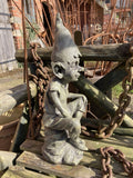 RESIN PIXIE ON ROCK STATUE GARDEN ORNAMENTS GNOME / ELF