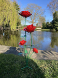 COLOURED METAL RED ROSE FLOWER CLUSTER STAKE GARDEN ORNAMENT