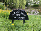 CAST IRON KEEP OFF THE GRASS SIGN  / SPIKE - METAL GARDEN ORNAMENT