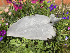 SMALL METAL CAST IRON BIRD ON LEAF BIRD BATH / FEEDER STATUE GARDEN ORNAMENT