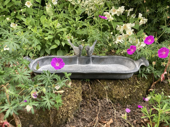METAL CAST IRON BIRDS BIRD BATH / FEEDER STATUE GARDEN ORNAMENT