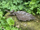 SMALL METAL CAST IRON BIRD ON ACORN LEAF BIRD BATH / FEEDER GARDEN ORNAMENT
