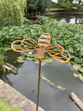 TALL RUSTY METAL TRIPLE BEE SPRAY GARDEN STAKE