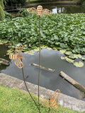 TALL RUSTY METAL TRIPLE BEE SPRAY GARDEN STAKE
