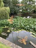 TALL RUSTY METAL TRIPLE BEE SPRAY GARDEN STAKE