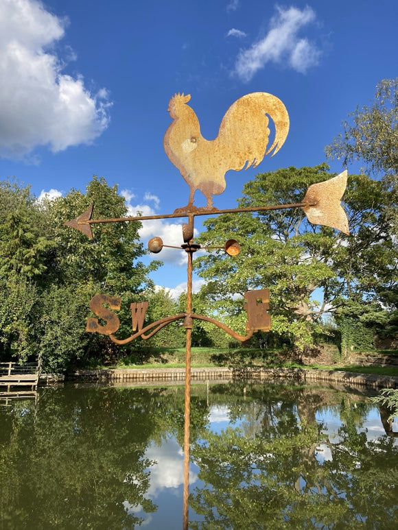 METAL GARDEN RUSTY COCKEREL WEATHERVANE WIND SPINNER STAKE ORNAMENT SUPPORT