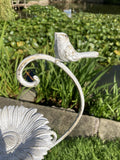 RUSTIC WHITE METAL BIRD FEEDER FLOWER STAKE GARDEN SUPPORT BIRD BATH
