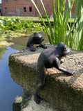 PAIR OF SMALL CAST IRON METAL SHELF HANGING FROG STATUE GARDEN ORNAMENTS