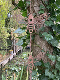 METAL HANGING BEE CHAIN GARDEN ORNAMENT DECOR