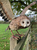 COLOURED METAL FLYING OWL BIRD STATUE GARDEN ORNAMENT
