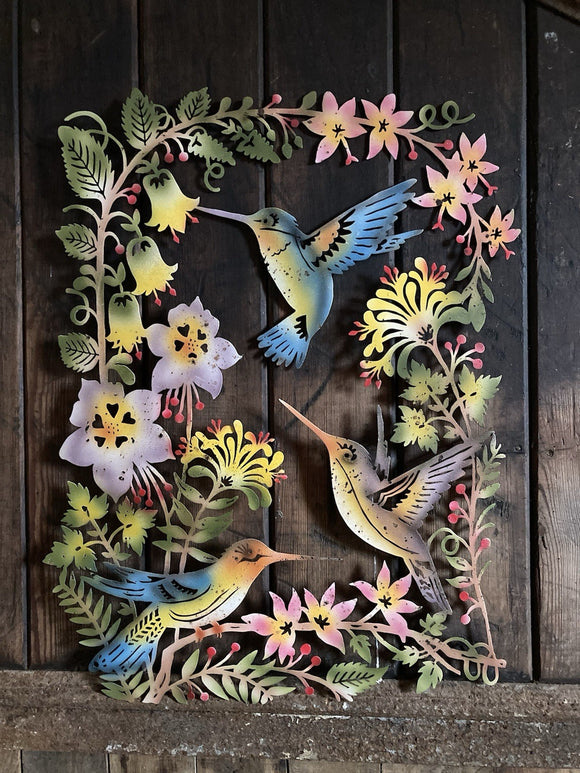 COLOURED METAL HUMMINGBIRD / FLOWERS WALL PLAQUE HANGING GARDEN ORNAMENT