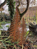 SET OF 2 RUSTY METAL FERN LEAF PLANT STAKES GARDEN DECORATIONS