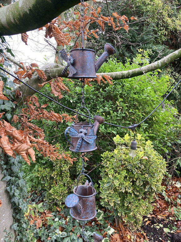 BLUE METAL HANGING WATERING CAN / DRAGONFLY BELL RAIN  CHAIN GARDEN ORNAMENT