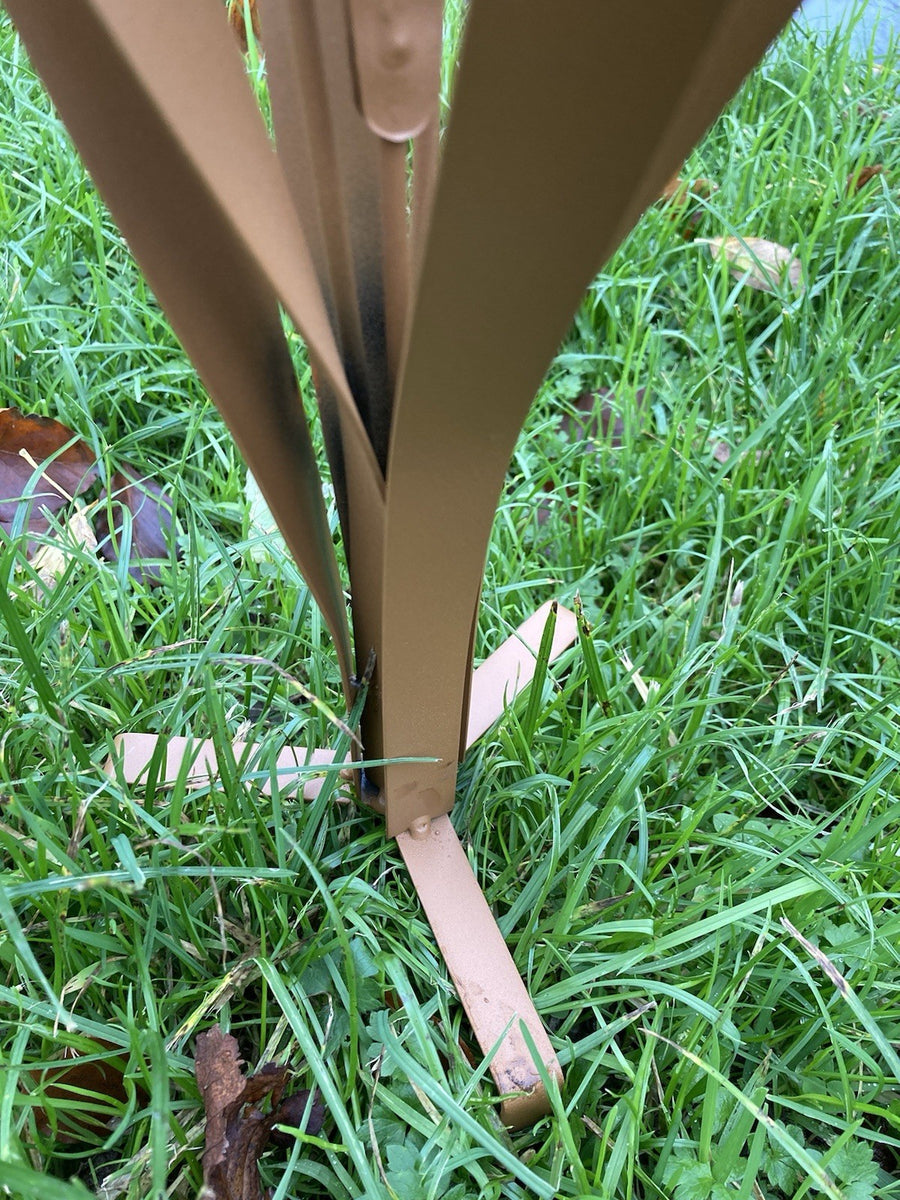 Bush Reeds Bush Pole Frame METAL GARDEN REEDS PLANT STAKE POND ORNAMENT – Ferney Heyes Garden Products