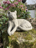 STONE GARDEN RECLINING CAT / LYING KITTEN ORNAMENT STATUE MEMORIAL FIGURE