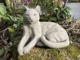 STONE GARDEN RECLINING CAT / LYING KITTEN ORNAMENT STATUE MEMORIAL FIGURE