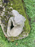 AGED RECONSTITUTED STONE GARDEN BLOODHOUND DOG STATUE ORNAMENT