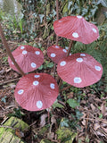 SPOTTY RED METAL TOADSTOOL / MUSHROOM 7 CLUSTER FAIRY STAKE GARDEN ORNAMENT