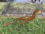SET OF 4 METAL RUST EFFECT DUCK & DUCKLING GARDEN STAKES