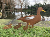 SET OF 4 METAL RUST EFFECT DUCK & DUCKLING GARDEN STAKES