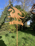 METAL RUST EFFECT WELSH DRAGON WELCOME SIGN STAKE GARDEN ORNAMENT