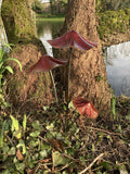 RED METAL LUSTRE  TOADSTOOL / MUSHROOM 3 CLUSTER STAKE GARDEN ORNAMENT