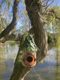 COLOURED METAL HANGING LEAFY BIRD HOUSE GARDEN ORNAMENT