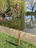 METAL GARDEN KINGFISHER ON REED / BULRUSH STAKE ORNAMENT