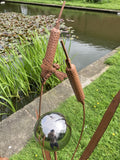 METAL GARDEN BULRUSH & MIRROR BALL / DRAGONFLY PLANT STAKE POND ORNAMENT