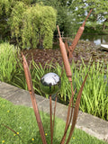 METAL GARDEN BULRUSH & MIRROR BALL / DRAGONFLY PLANT STAKE POND ORNAMENT