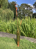 COLOURED METAL GARDEN KINGFISHER ON REED / BULRUSH PLANT STAKE POND ORNAMENT