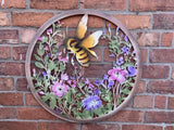 COLOURED METAL BEE / FLOWERS WALL PLAQUE HANGING GARDEN ORNAMENT