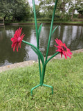 COLOURED METAL PINK GERBERA FLOWER CLUSTER STAKE GARDEN ORNAMENT