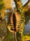 RUSTY METAL GARDEN THISTLE / TEASEL FLOWER SPRAY STAKE ORNAMENT