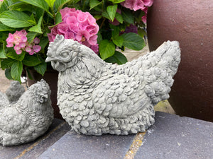 STONE GARDEN NESTING CHICKEN ORNAMENT STATUE