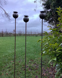 RUSTY METAL SET OF 3 TALL 1.5M POPPY HEAD GARDEN STAKES PLANT SUPPORTS