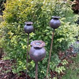 RUSTY METAL SET OF 3 TALL 1.5M POPPY HEAD GARDEN STAKES PLANT SUPPORTS