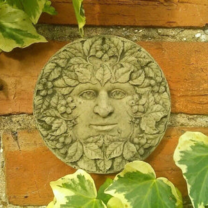 STONE GARDEN ROUND FLORAL GREEN MAN WALL PLAQUE