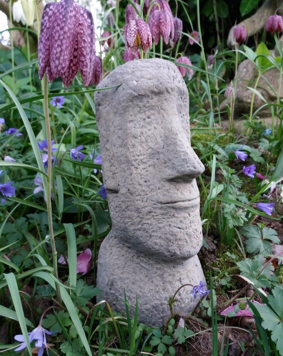 STONE GARDEN SMALL MOAI HEAD ORNAMENT STATUE – Ferney Heyes Garden Products