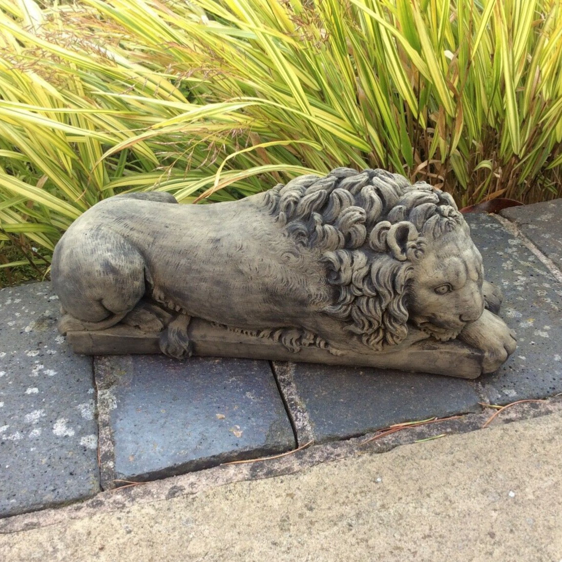 STONE GARDEN PAIR OF CANOVA CHATSWORTH LIONS ORNAMENTS STATUES – Ferney ...