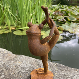 SMALL METAL RUSTY CAST IRON YOGA FROG STRETCHING STATUE GARDEN ORNAMENT
